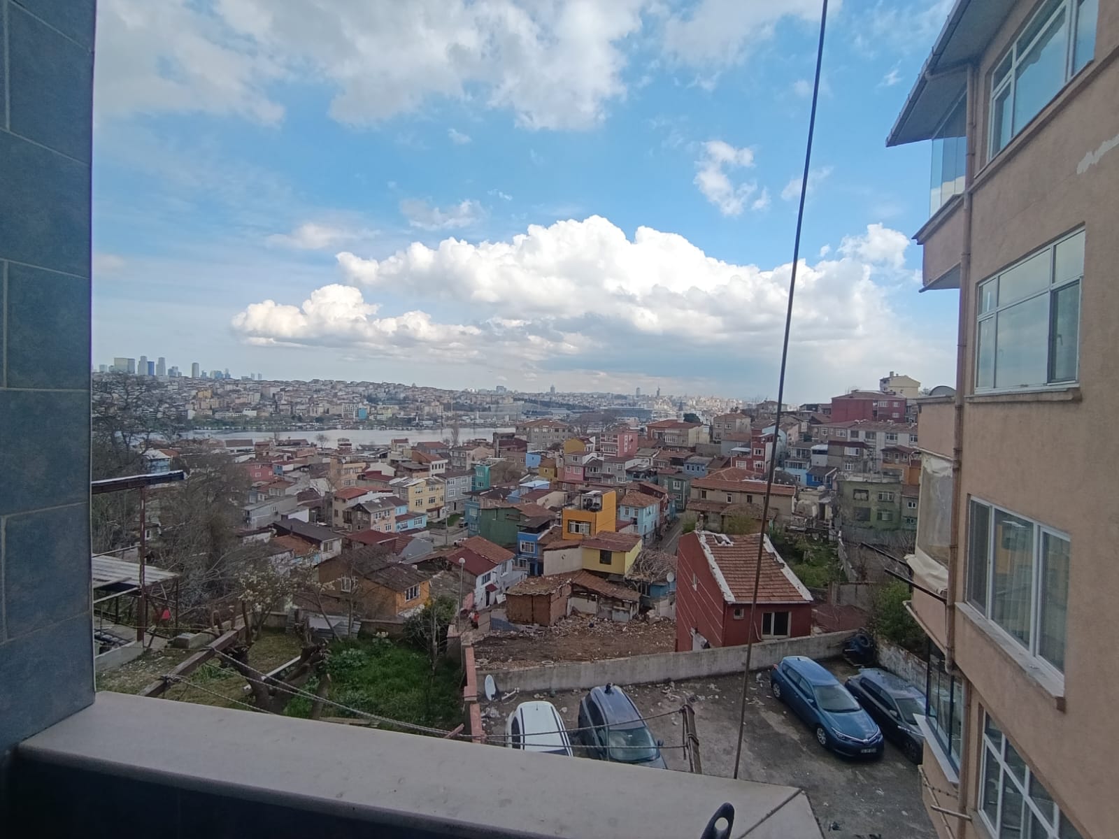 MABEL DEN AYVANSARAYDA HALİÇ MANZARALI 2+1 FIRSAT DAİRE